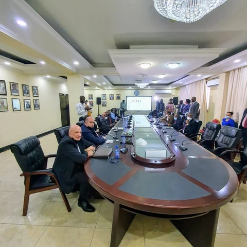 Presentación del concepto WEST de eliminación de residuos para Kinshasa